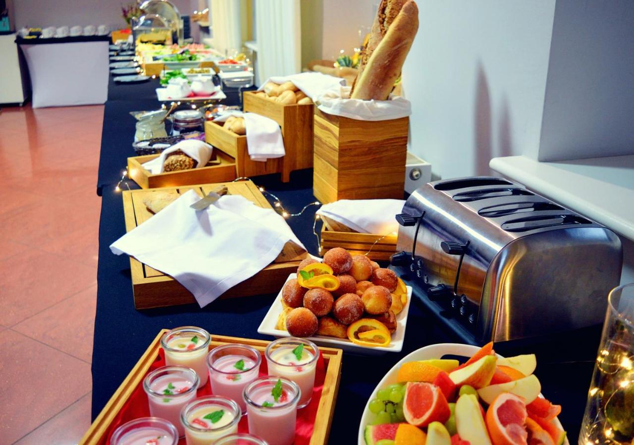 Tailor Hotel Sport & Conference Morąg Dış mekan fotoğraf