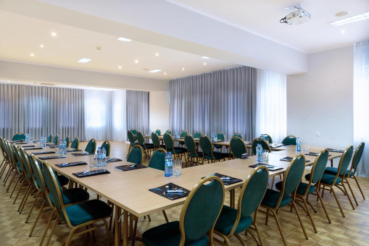 Tailor Hotel Sport & Conference Morąg Dış mekan fotoğraf