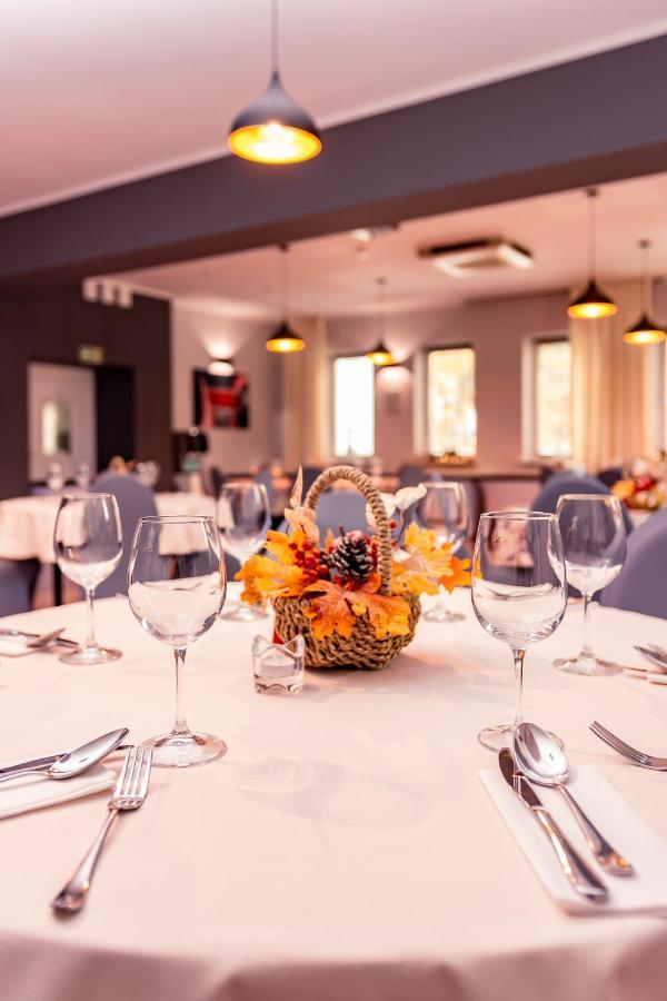 Tailor Hotel Sport & Conference Morąg Dış mekan fotoğraf